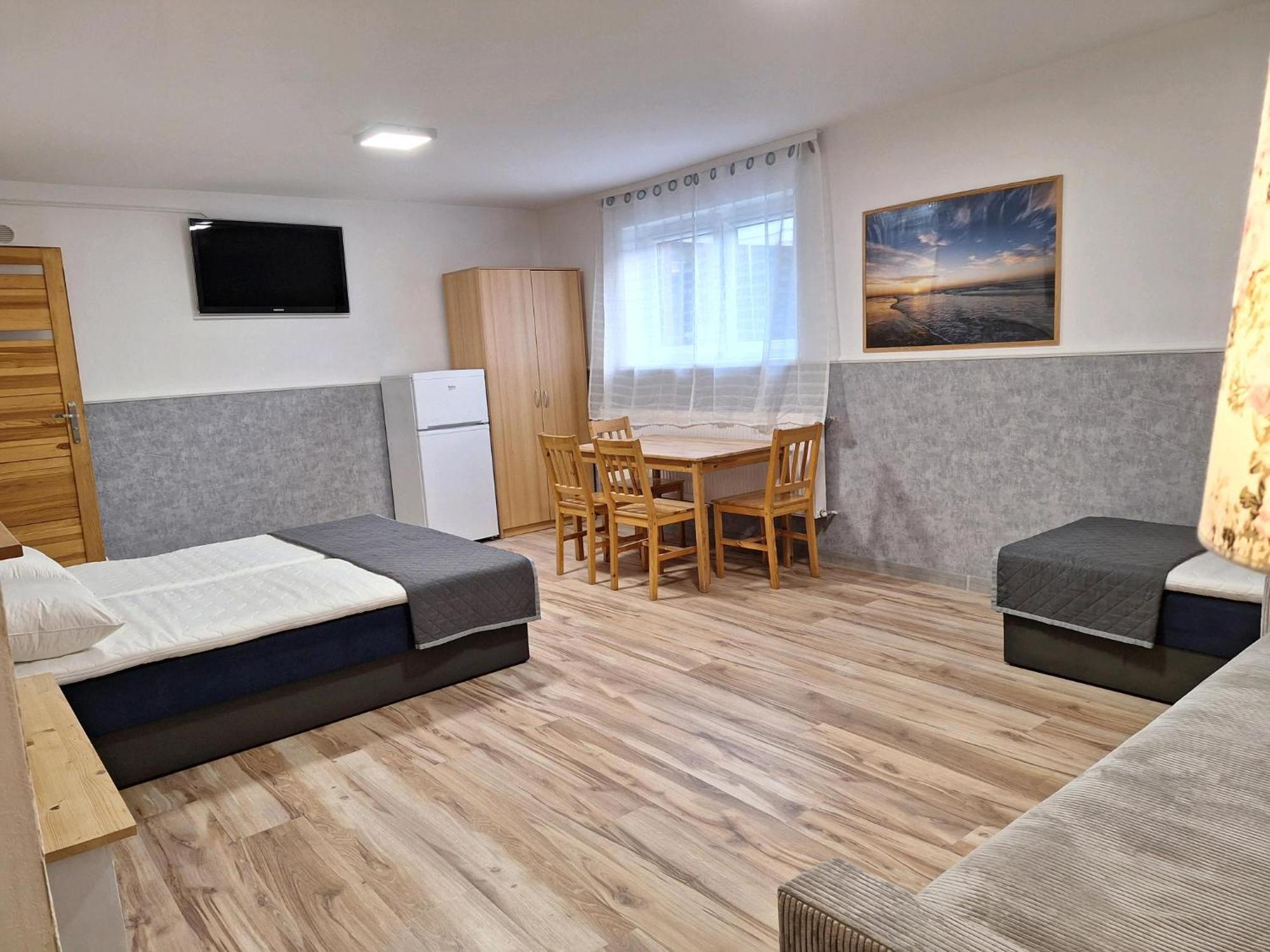 Lesne Zacisze Hotel Mikoszewo Bagian luar foto
